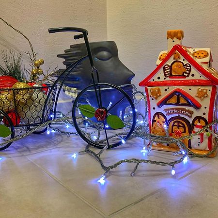 Petite Luxury Urban House Apartment Trikala  Bagian luar foto