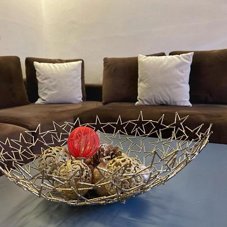 Petite Luxury Urban House Apartment Trikala  Bagian luar foto